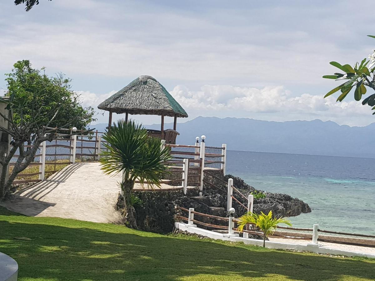 Tauig Beach Resort Moalboal Buitenkant foto