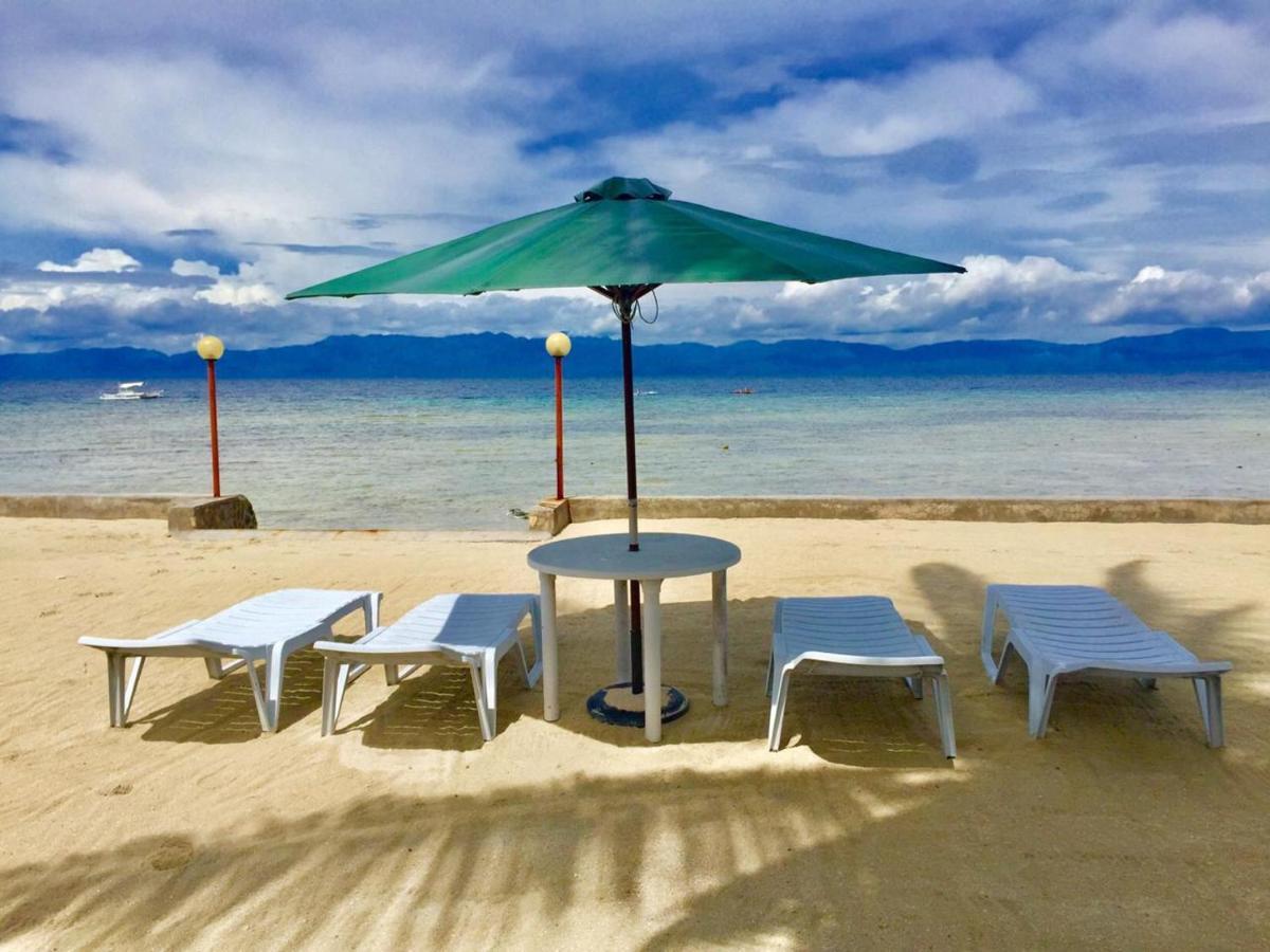 Tauig Beach Resort Moalboal Buitenkant foto