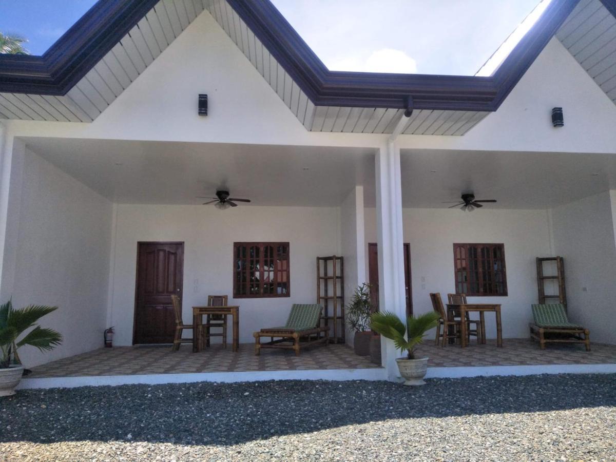 Tauig Beach Resort Moalboal Buitenkant foto