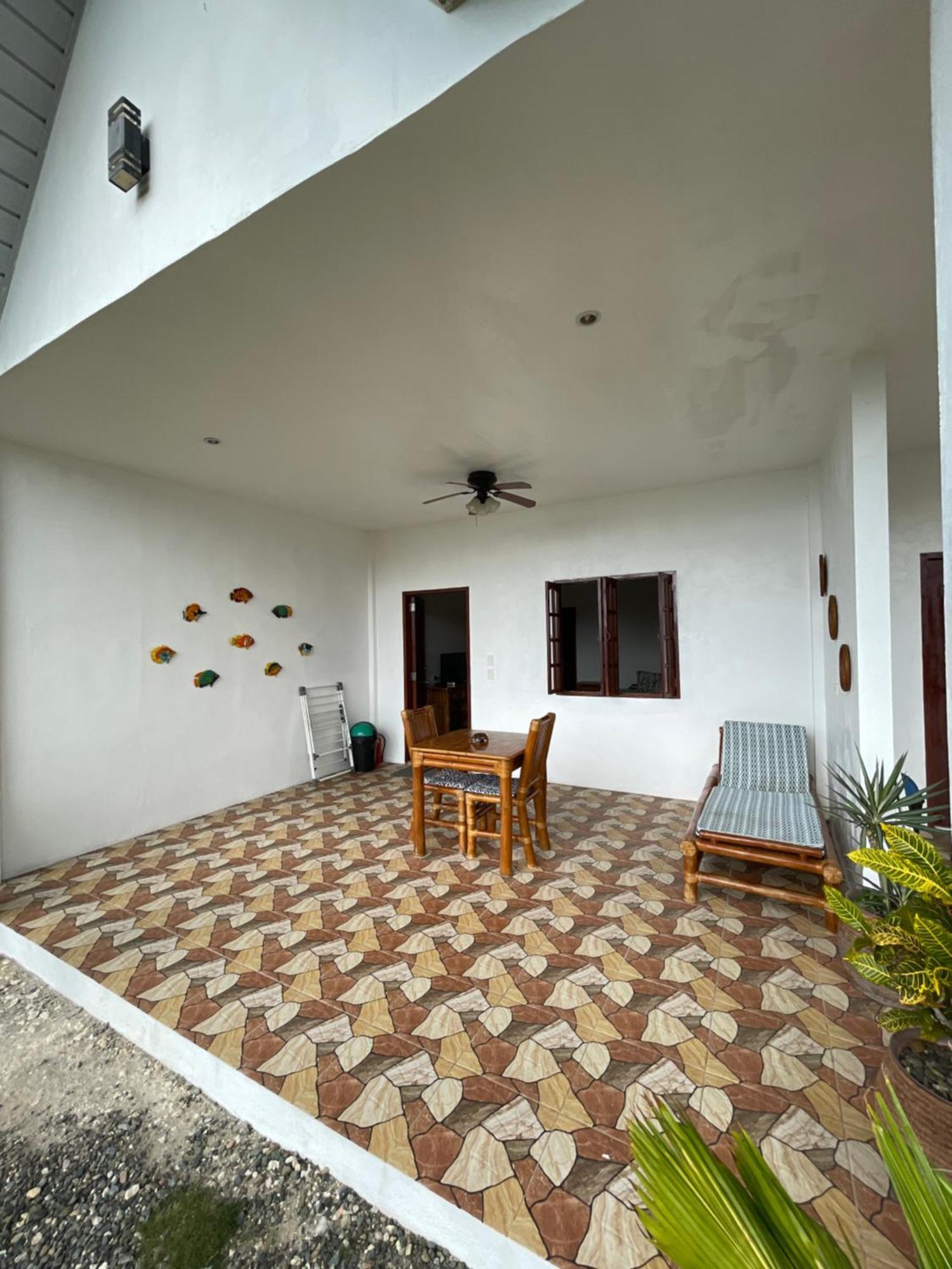 Tauig Beach Resort Moalboal Buitenkant foto